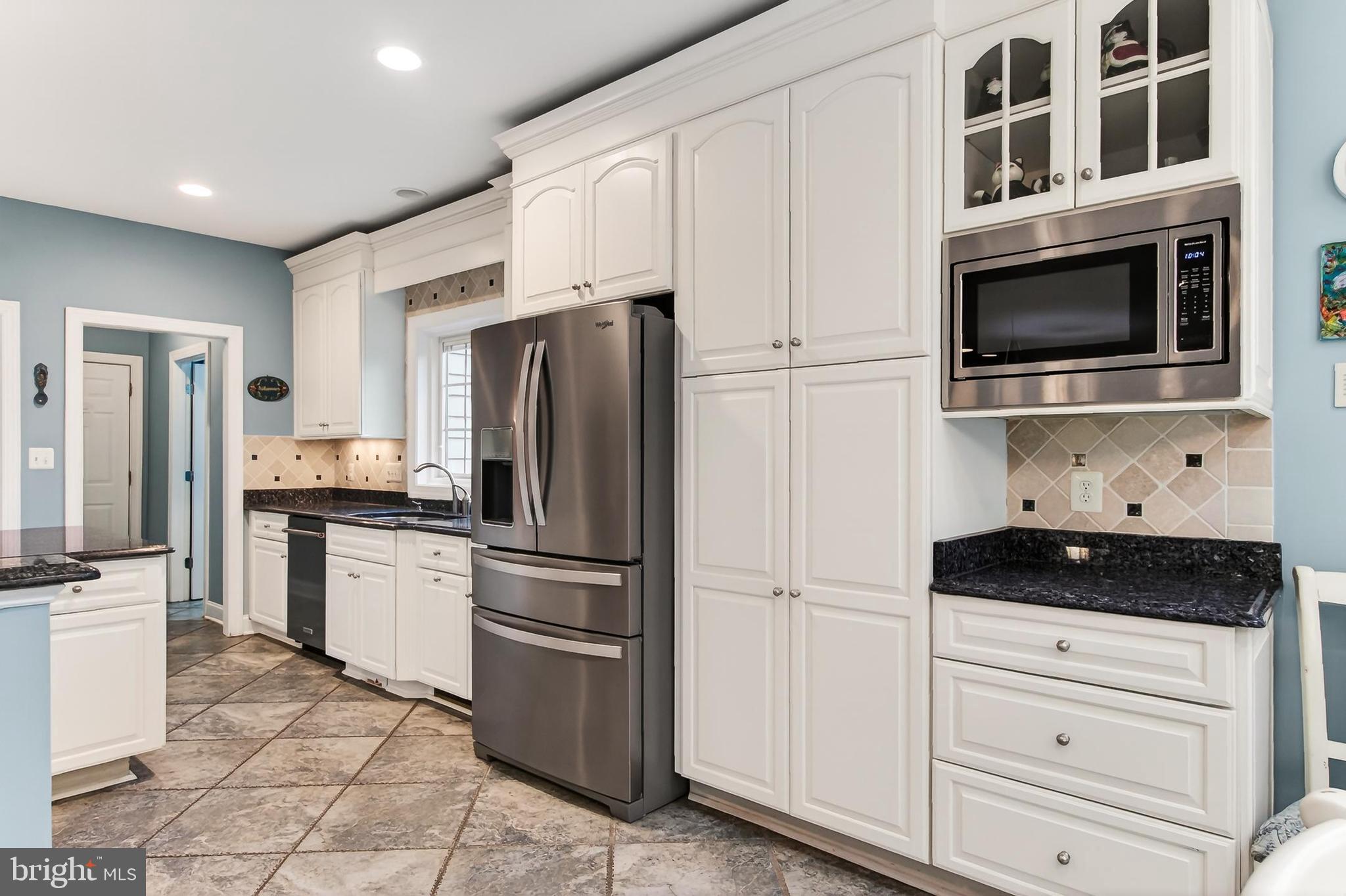 HAMPTONS OF MCLEAN - Residential