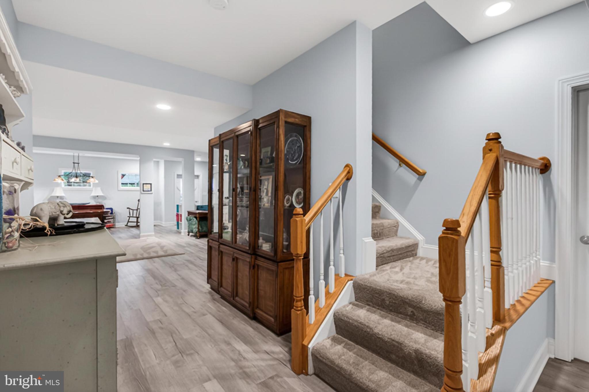 HAMPTONS OF MCLEAN - Residential