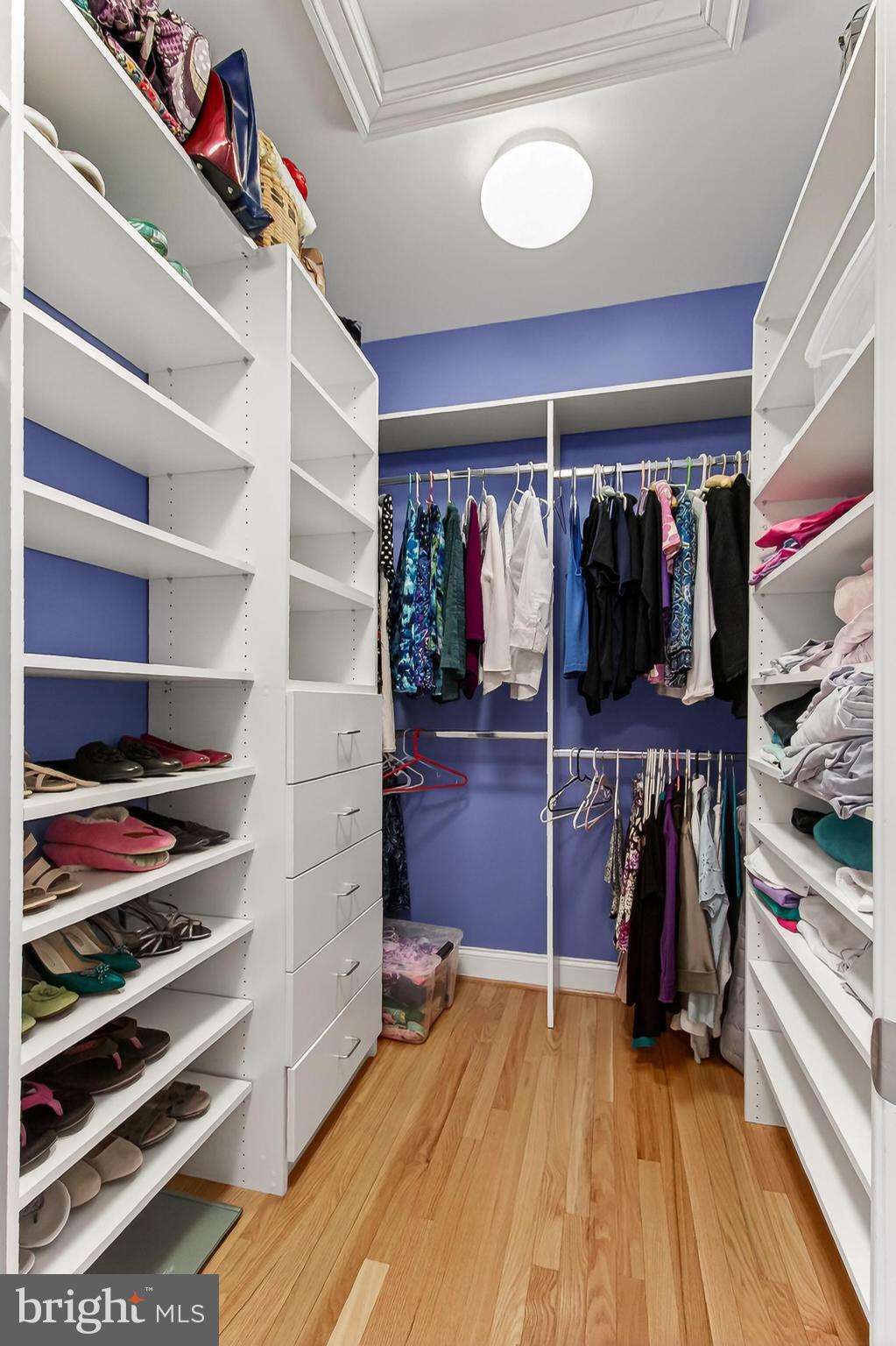 HAMPTONS OF MCLEAN - Residential