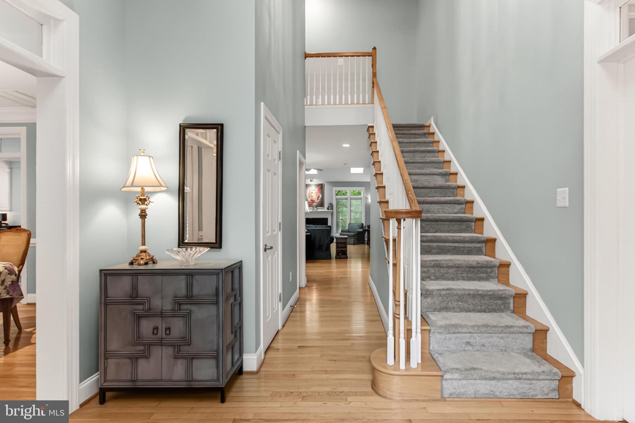 HAMPTONS OF MCLEAN - Residential