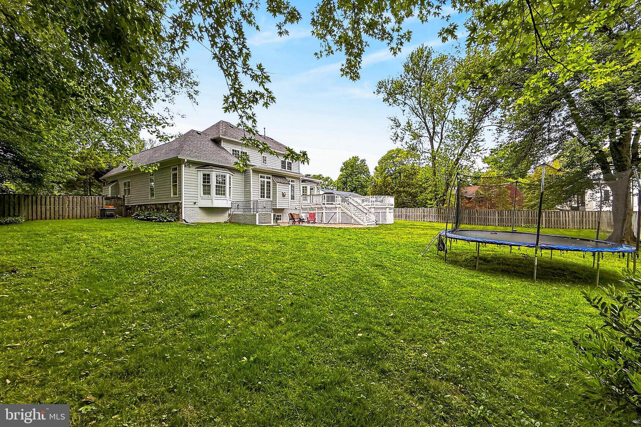 HAMPTONS OF MCLEAN - Residential