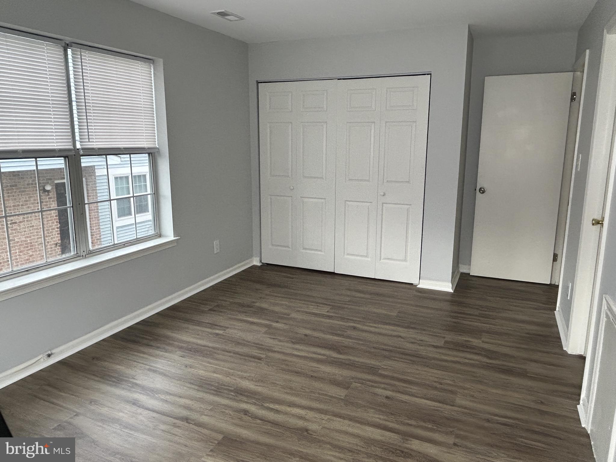 DRUMMOND RIDGE - Residential Lease