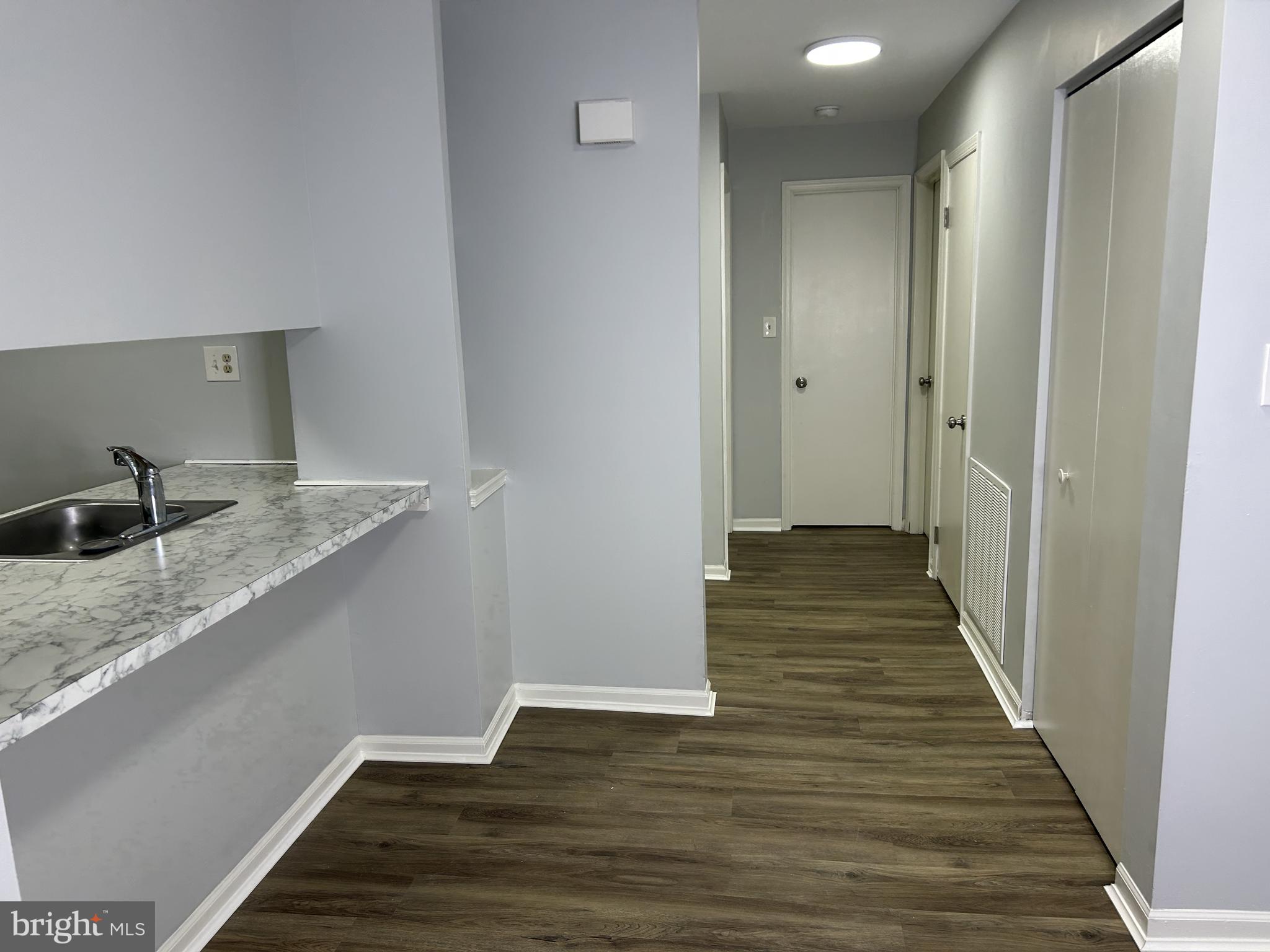 DRUMMOND RIDGE - Residential Lease