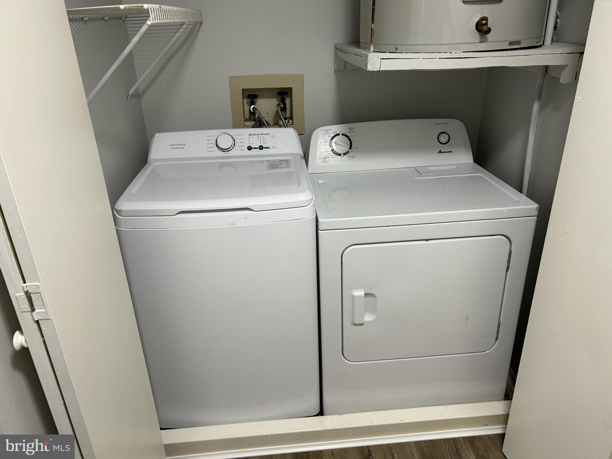 DRUMMOND RIDGE - Residential Lease