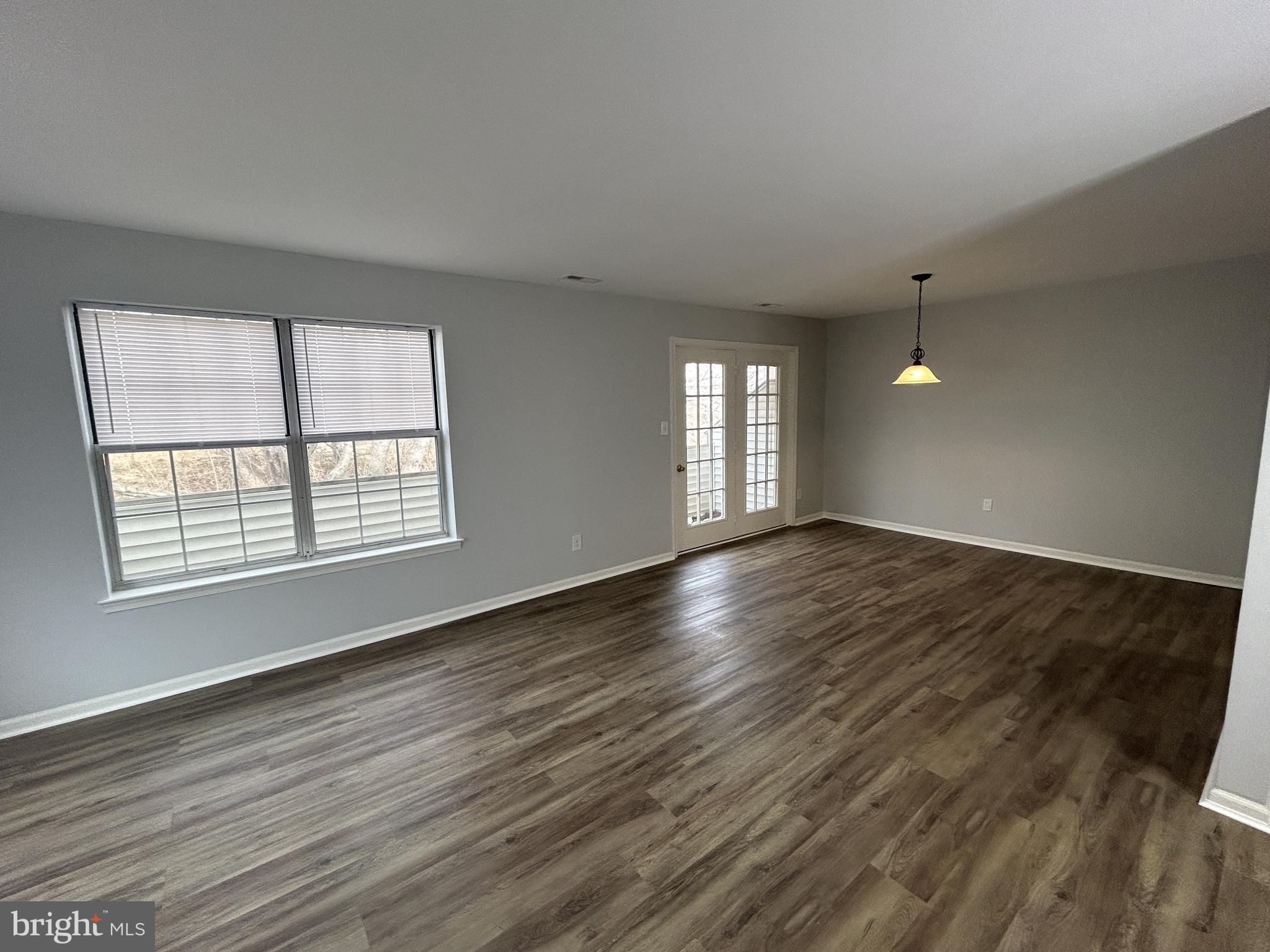 DRUMMOND RIDGE - Residential Lease