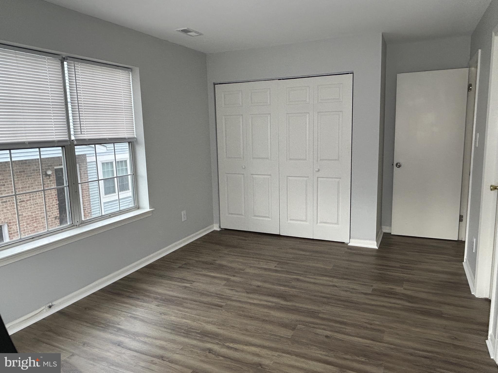 DRUMMOND RIDGE - Residential Lease