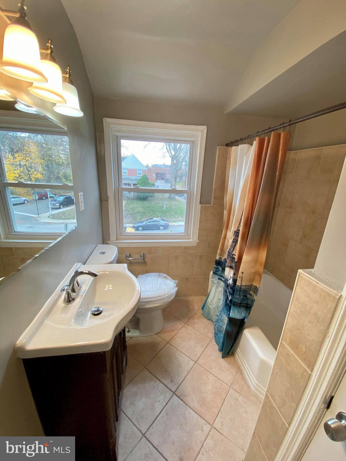 STONEWOOD-PENTWOOD-WINSTON - Residential Lease