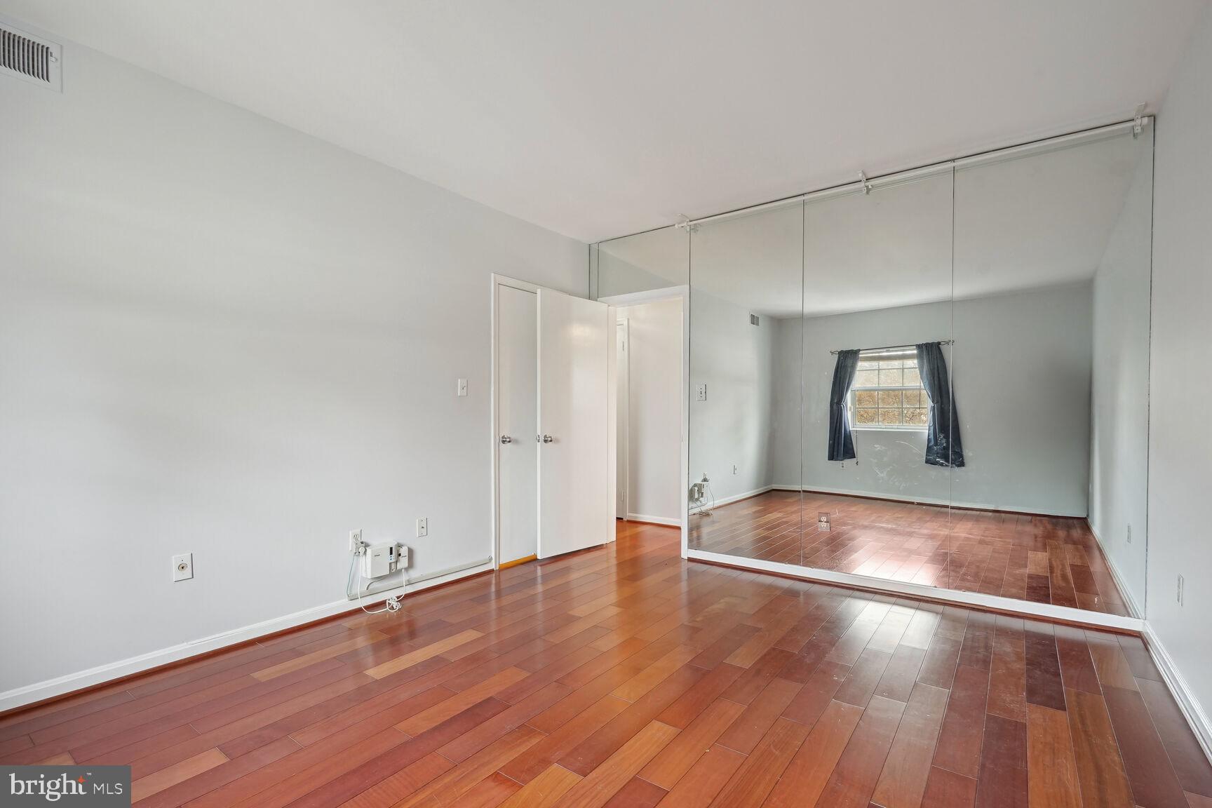 COLONIAL VILLAGE II - Residential Lease