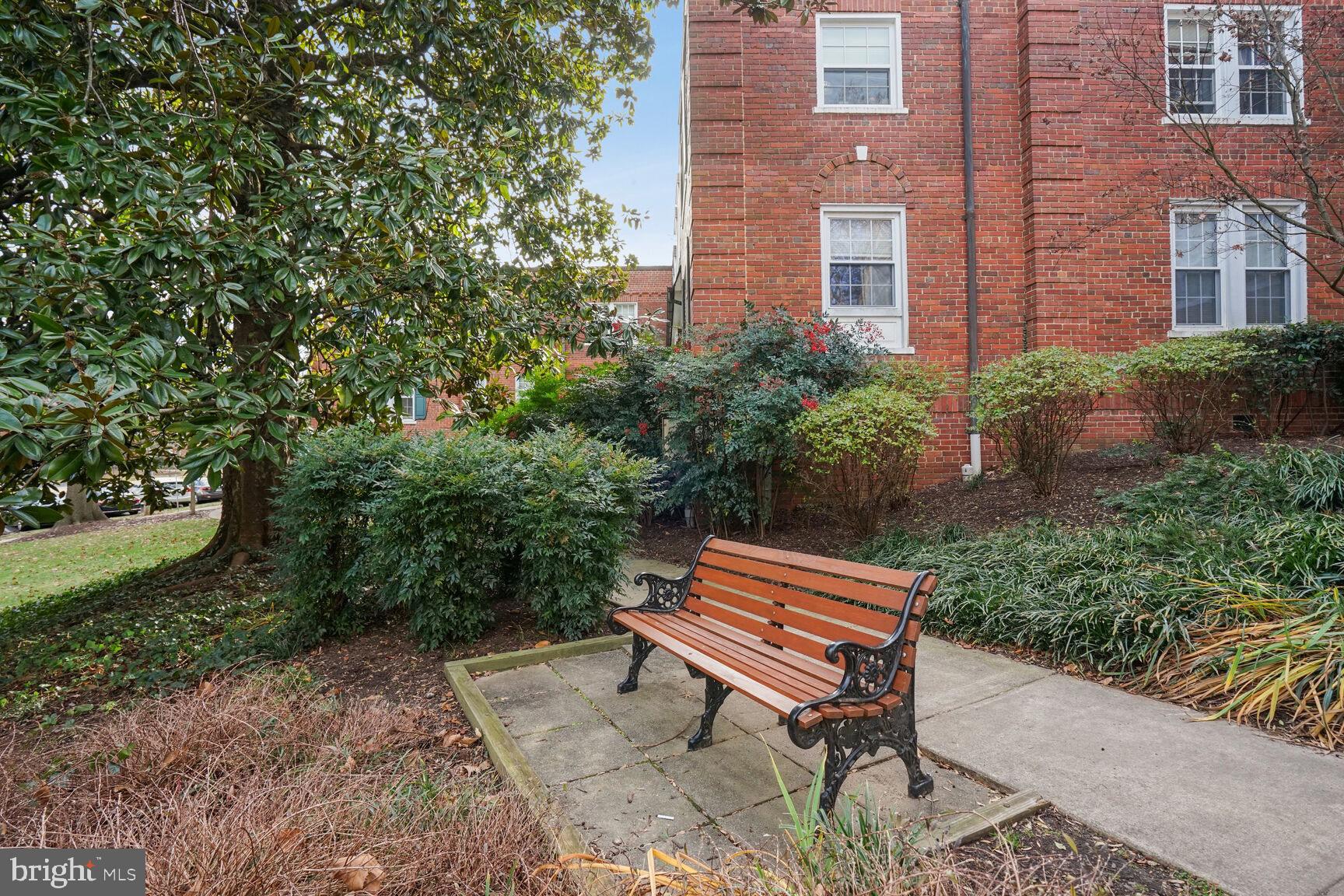 COLONIAL VILLAGE II - Residential Lease