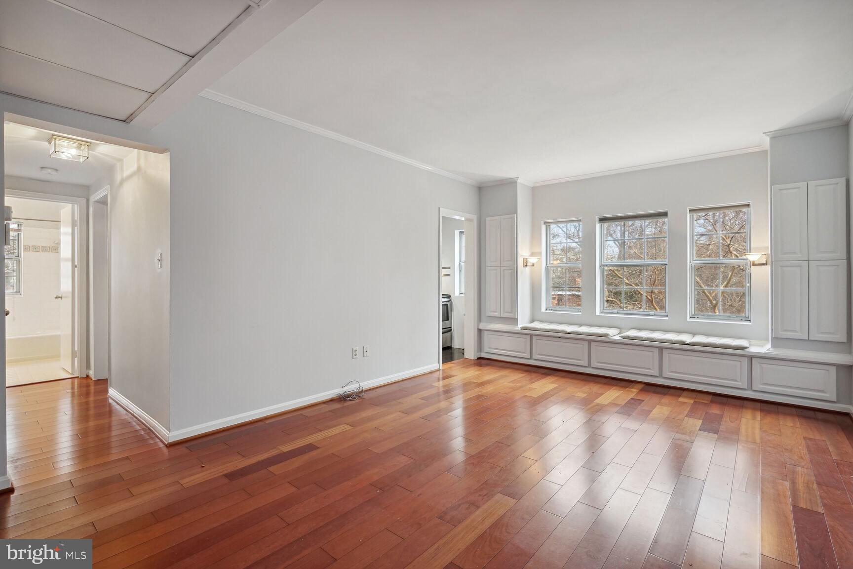 COLONIAL VILLAGE II - Residential Lease