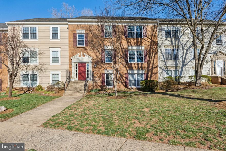 Welcome to this bright, spacious condo in the sought-after Hunters Square community! This well-maintained home features two bedrooms, two baths, and a sunroom designed for comfortable living. The large living room boasts built-in shelves, while the primary bathroom includes a separate closet for the washer and dryer.

Enjoy ample parking for both residents and guests. Ideally located just minutes from Old Town Manassas, the VRE station, shopping, dining, and major highways, this home is perfect for commuters and those who love local amenities.

Neighborhood perks include a playground, basketball hoops, and walking trails. The unit comes with one assigned parking space, plus abundant guest parking in a spacious lot. Hunters Square Condominium is pet-friendly and provides both a reserved parking space and a guest pass.

Conveniently positioned off Dumfries Rd, between Rt. 28 and Prince William Parkway, you’ll have easy access to Old Town Manassas, Bristow, and Quantico. Nearby I-66, I-95, and VRE/Amtrak make commuting a breeze. Don’t miss this opportunity for easy, comfortable living in a prime location!