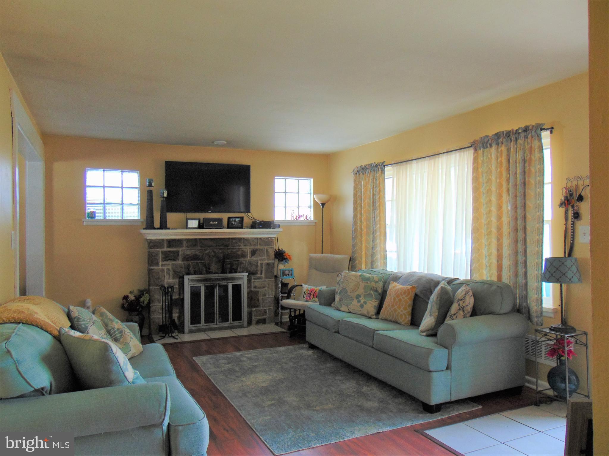 HAMPDEN GARDENS - Residential