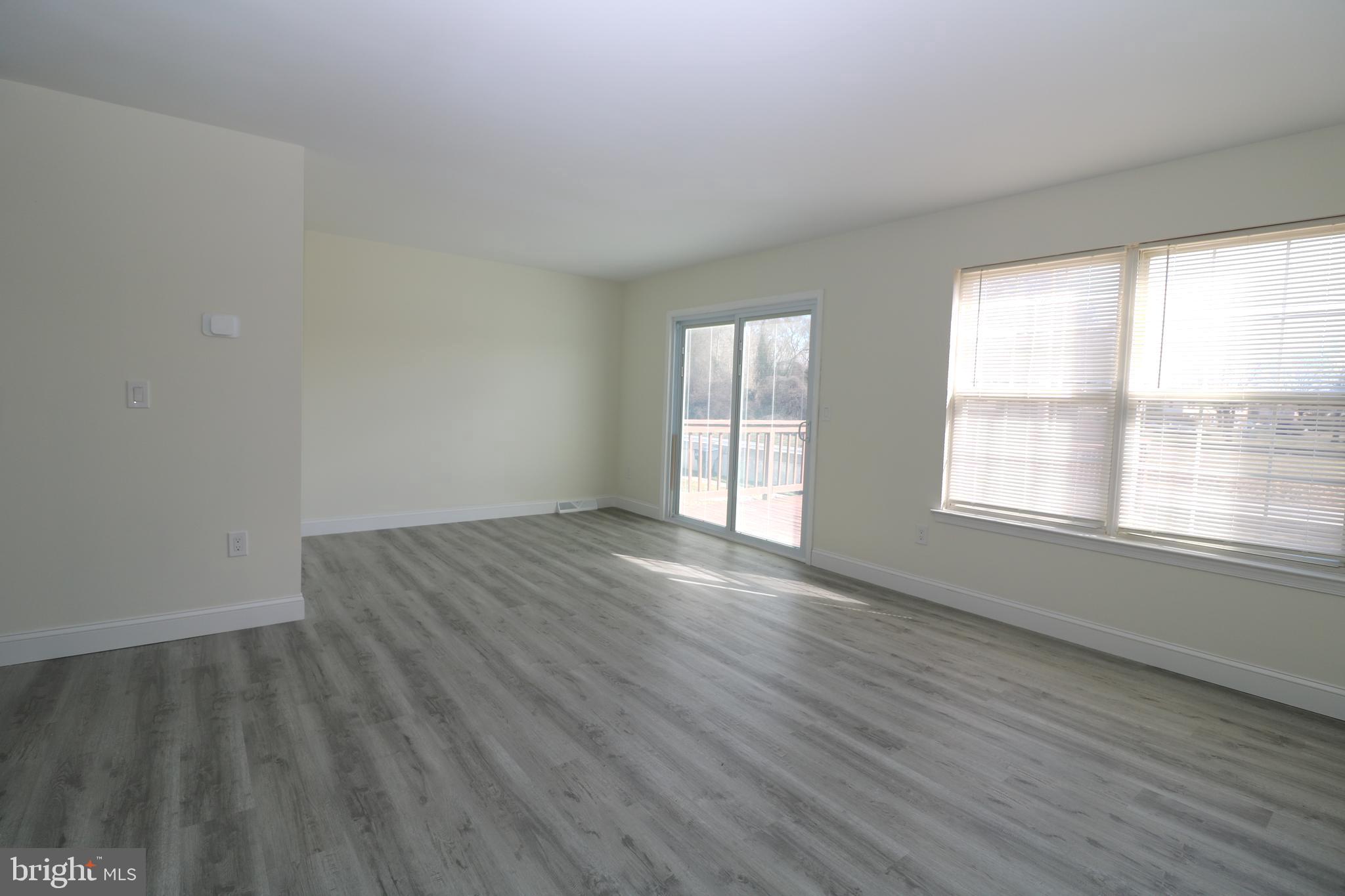 14 STARBOARD COURT 4