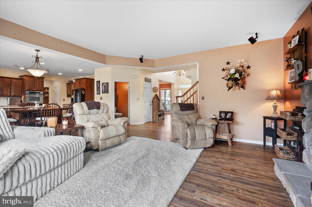 CHAPEL VIEW - Residential