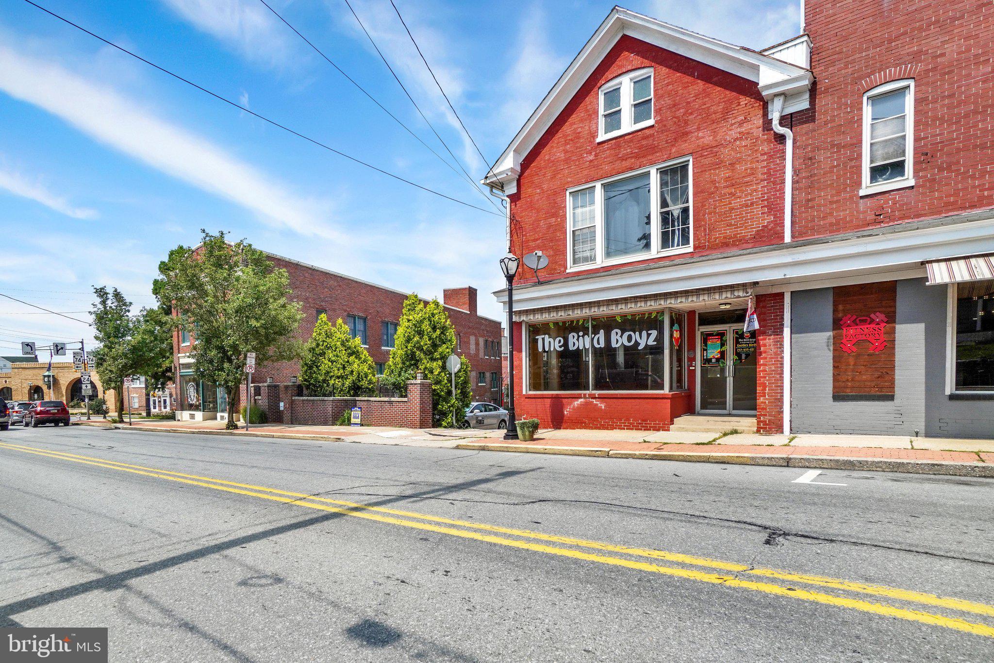 23 S MAIN STREET 25
