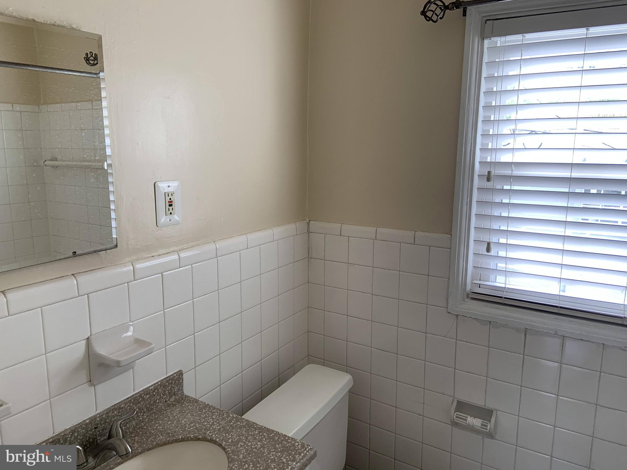 ASHTON HEIGHTS - Residential Lease