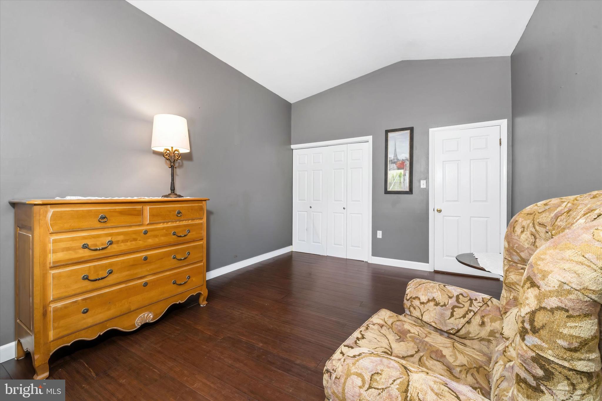 GREEN ACRES - Residential