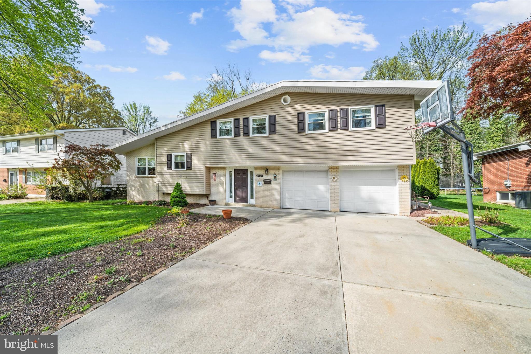 GREEN ACRES - Residential