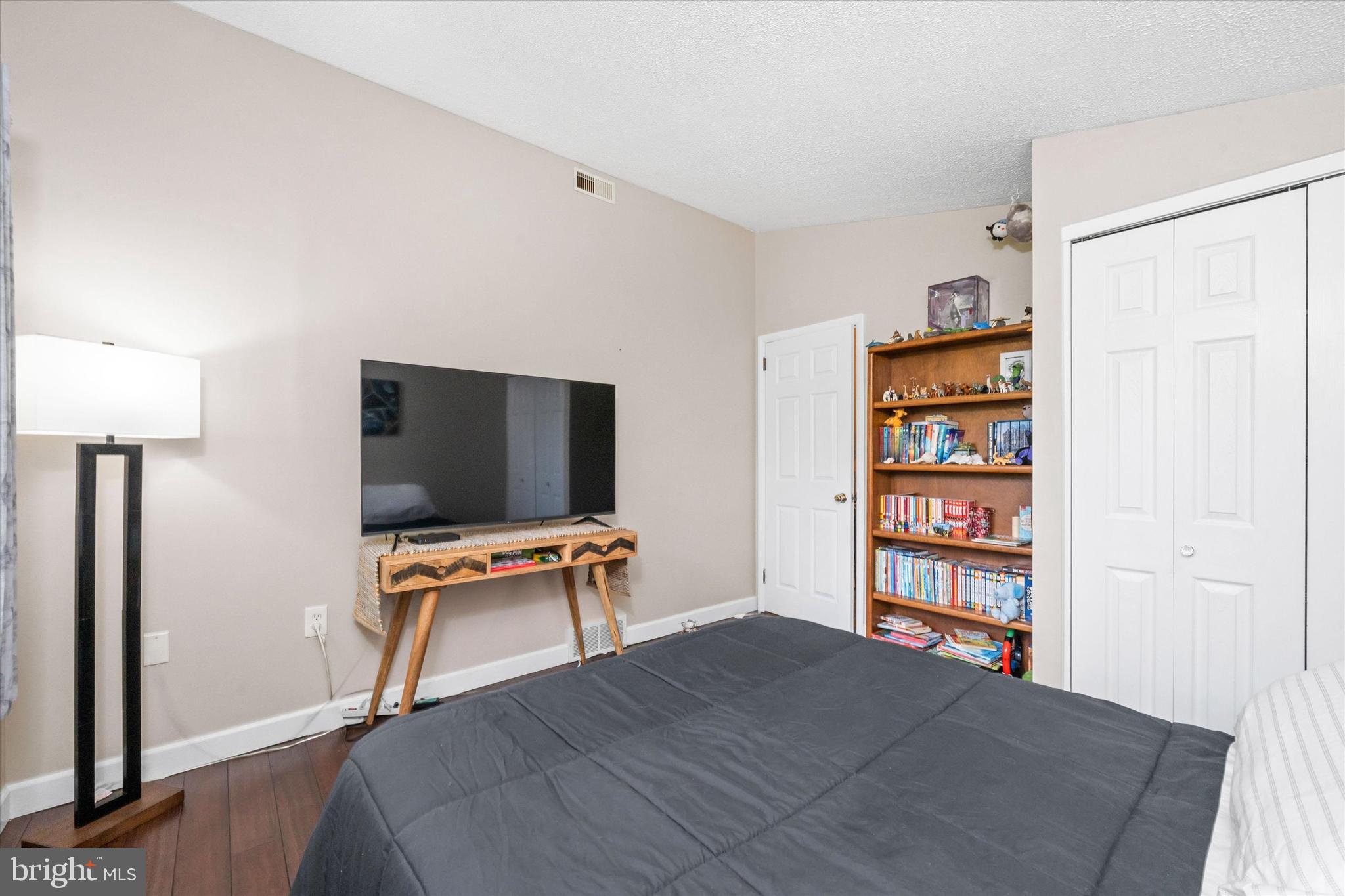 GREEN ACRES - Residential