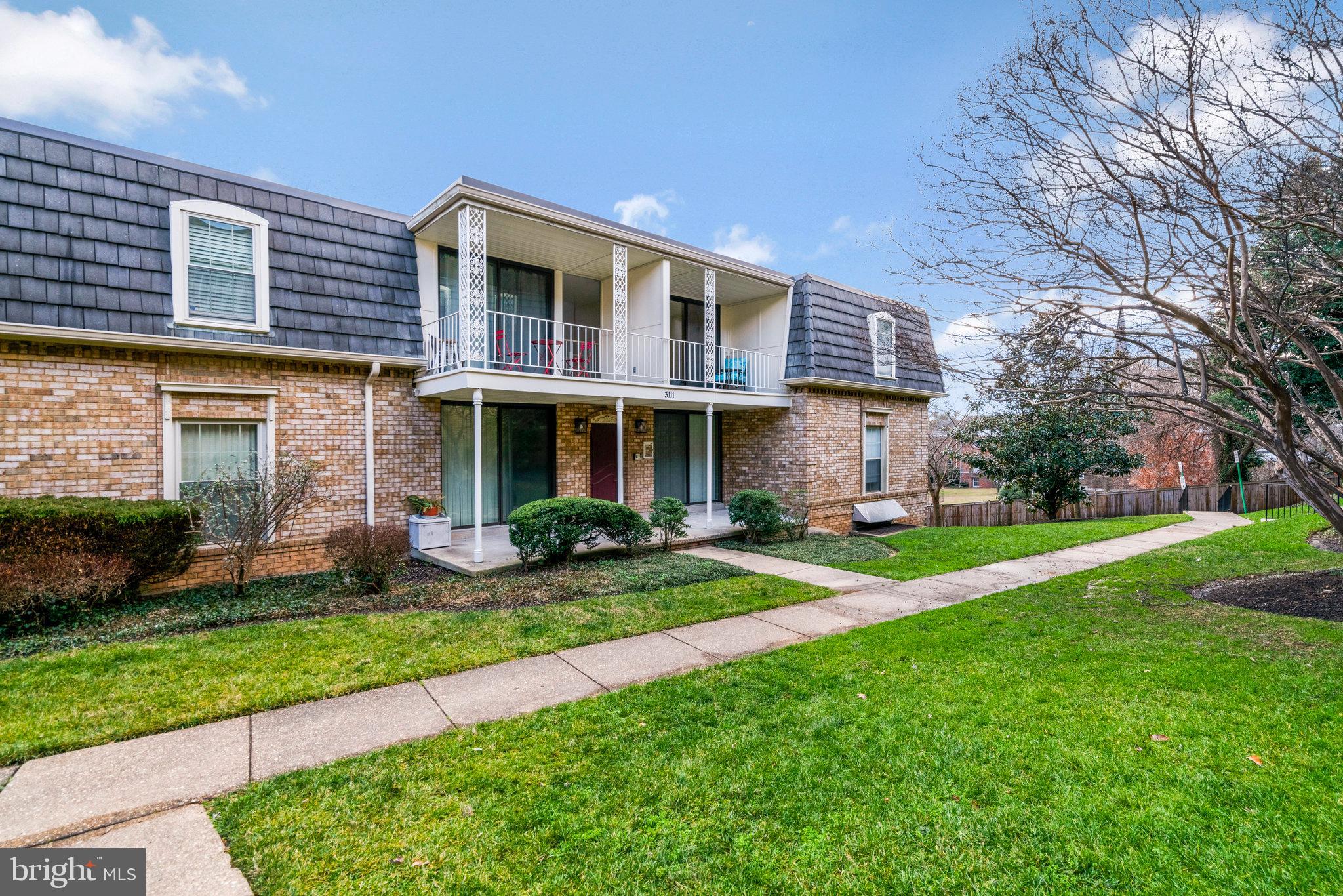 CHATEAUX CONDO - Residential