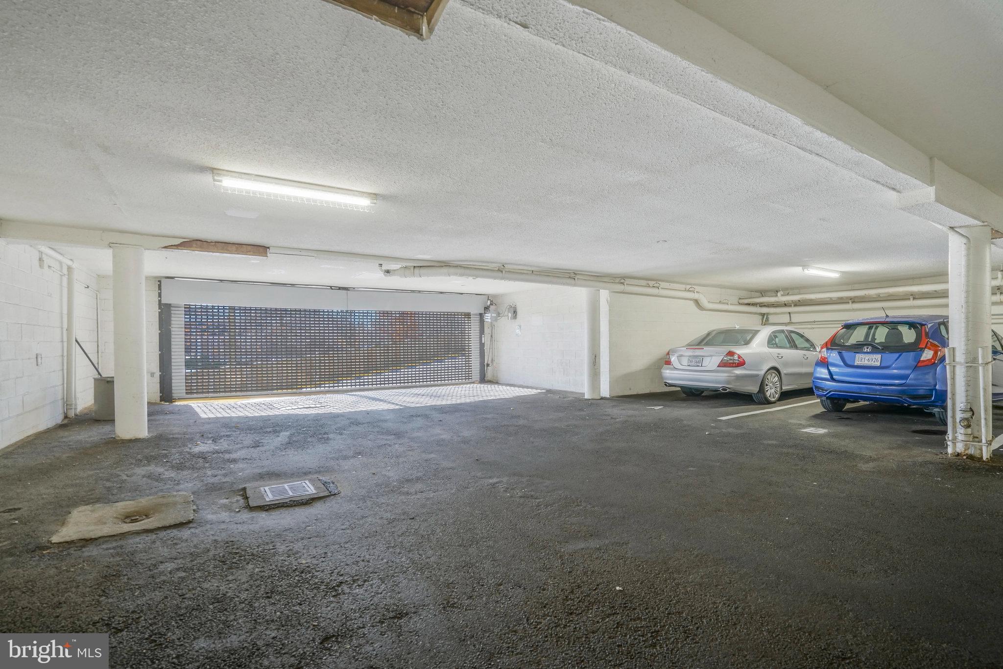 CHATEAUX CONDO - Residential