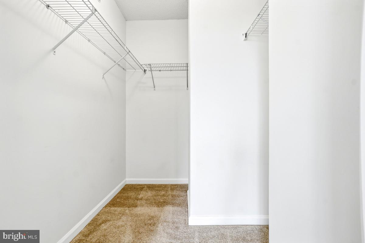 SILVER SPRING - Residential