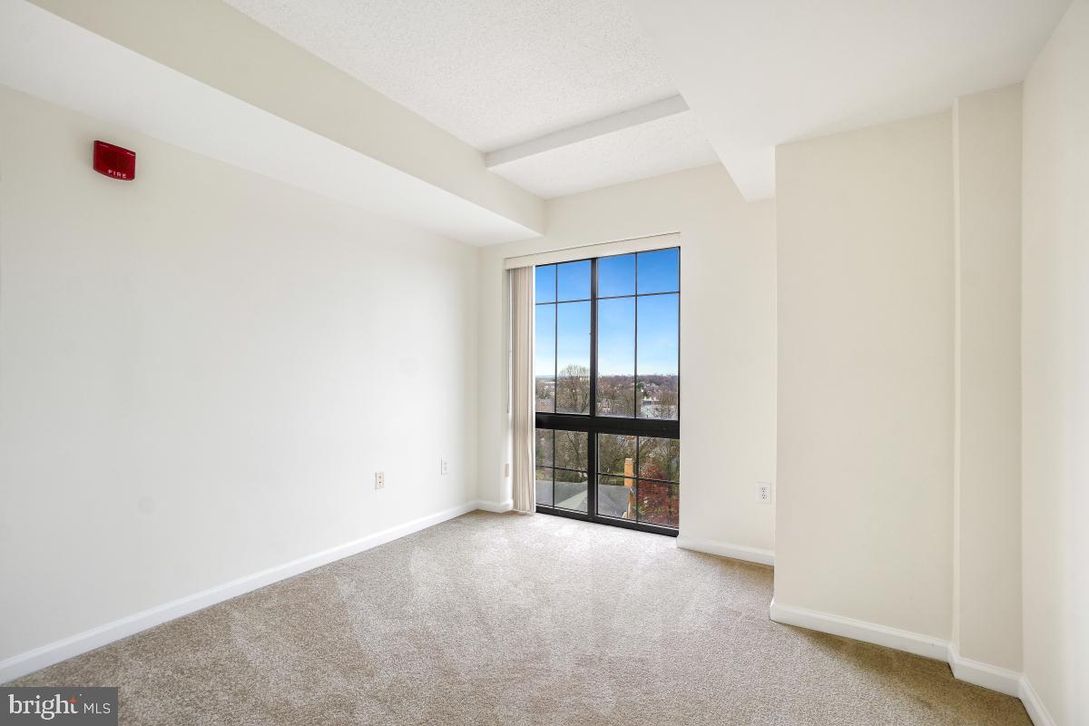 SILVER SPRING - Residential