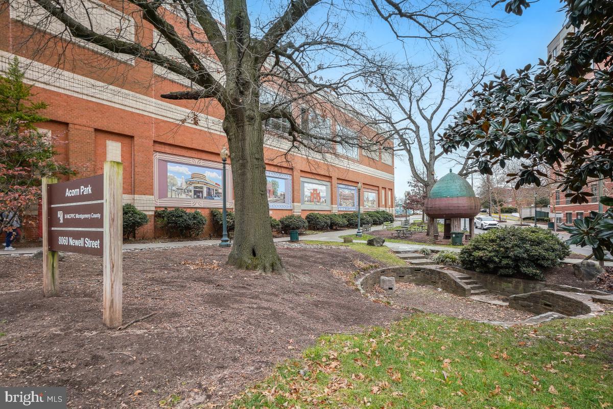 SILVER SPRING - Residential