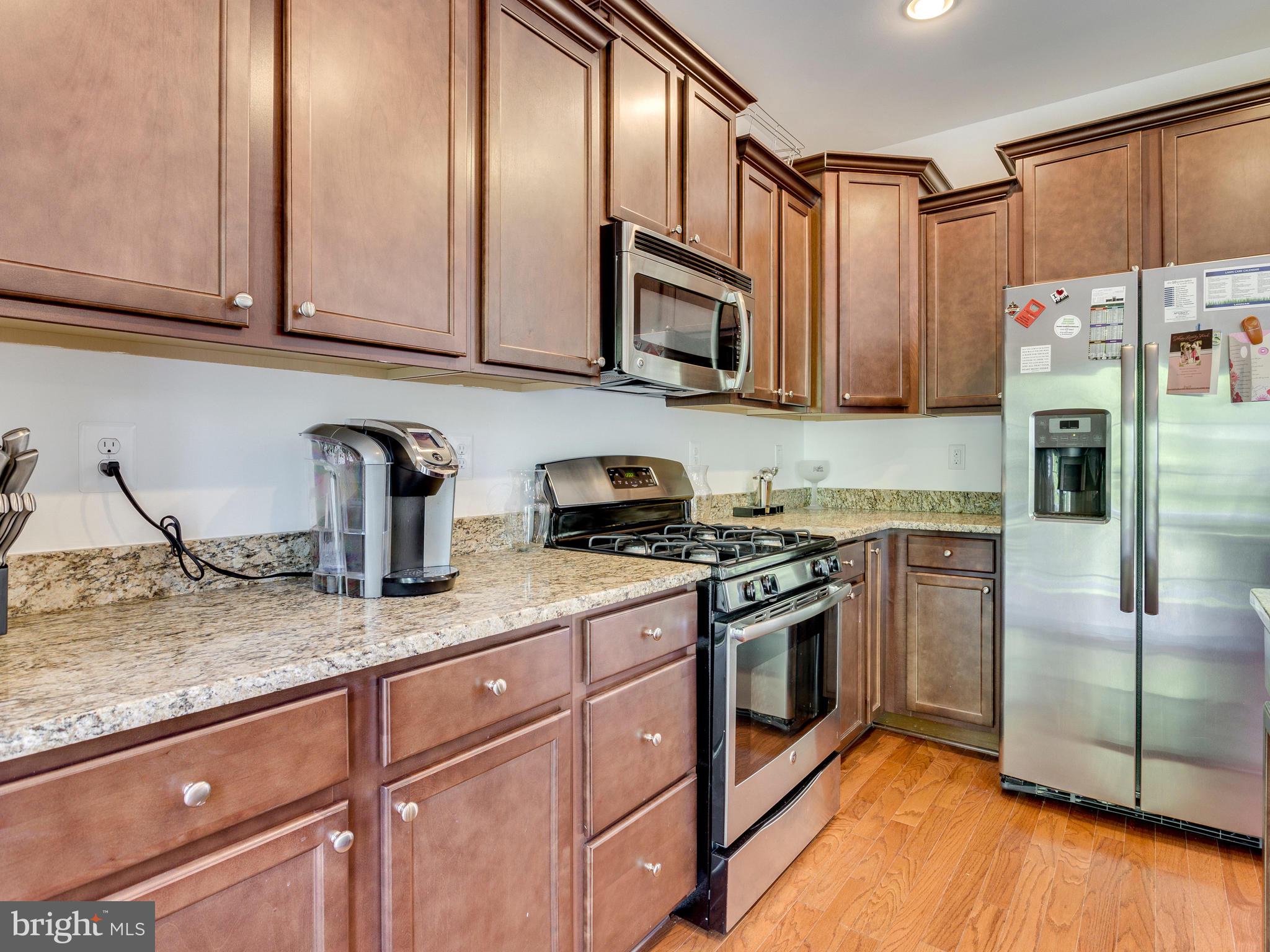 CHELSEA MANOR - Residential