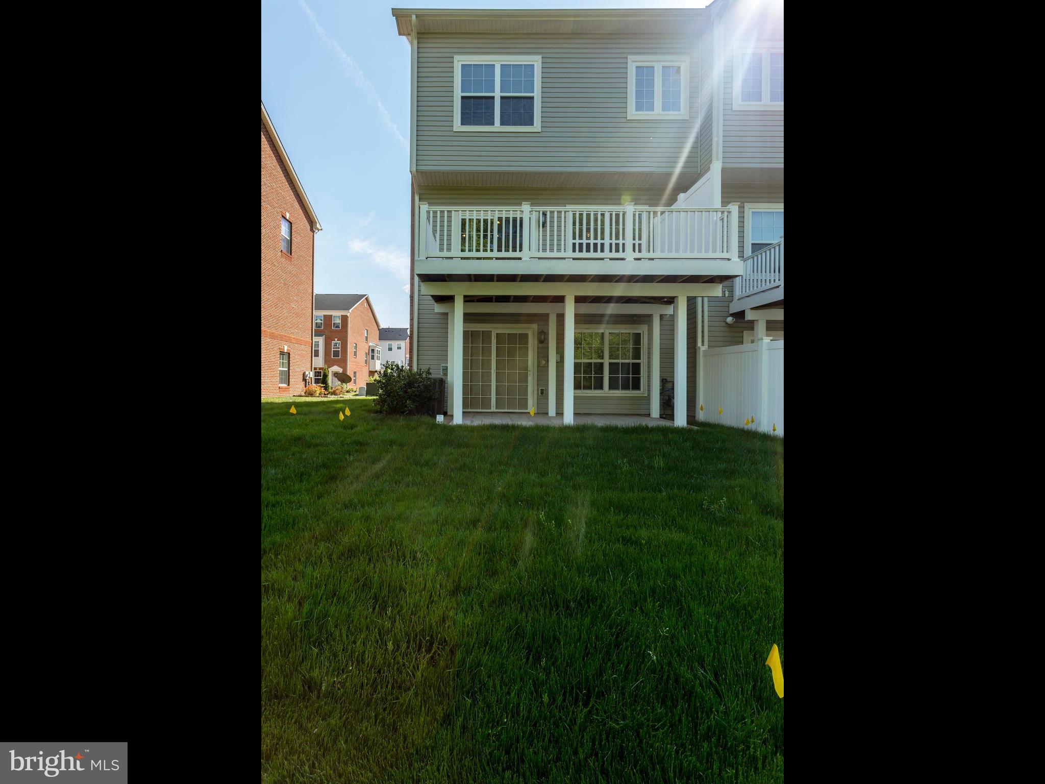 CHELSEA MANOR - Residential