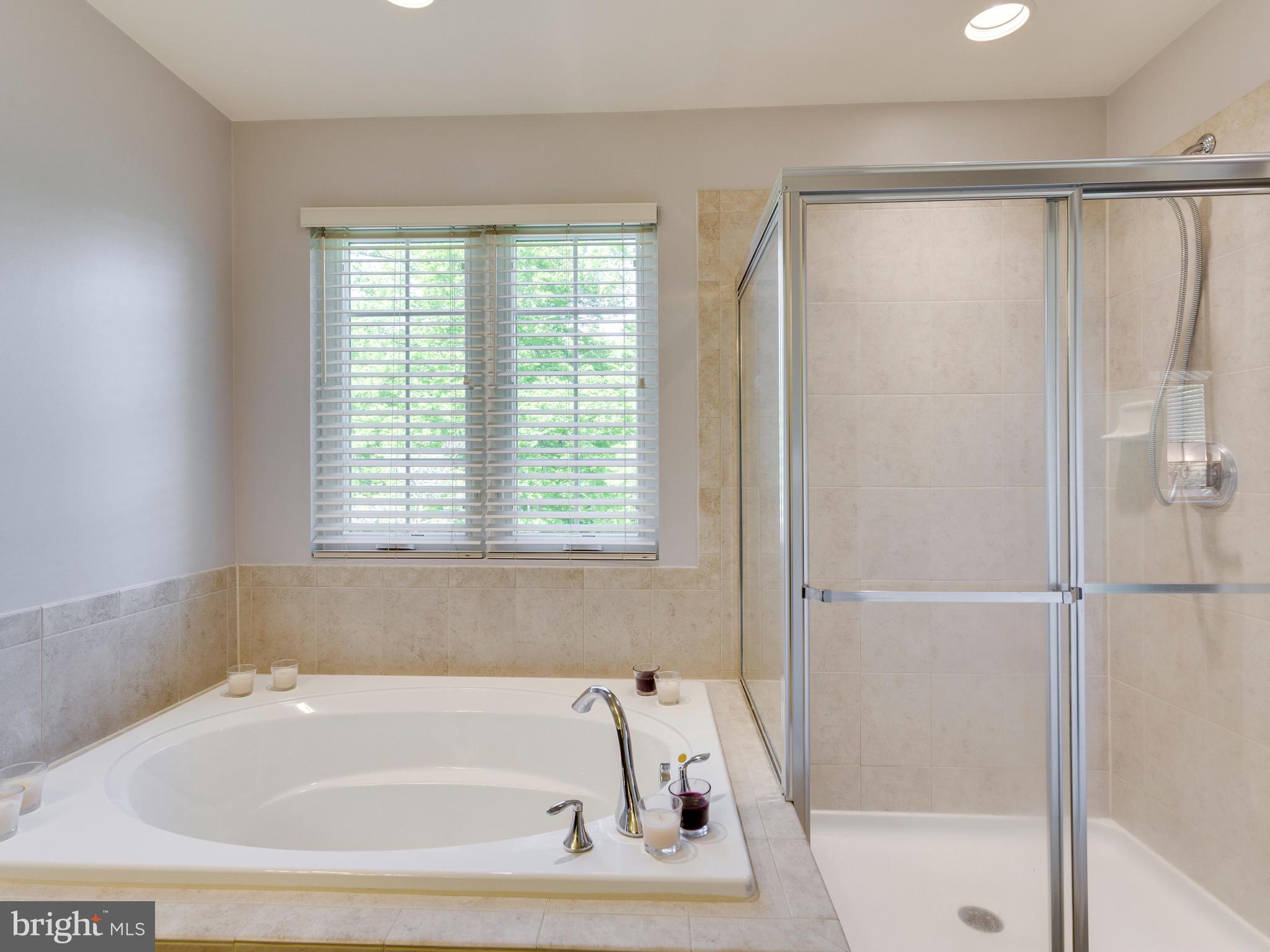 CHELSEA MANOR - Residential