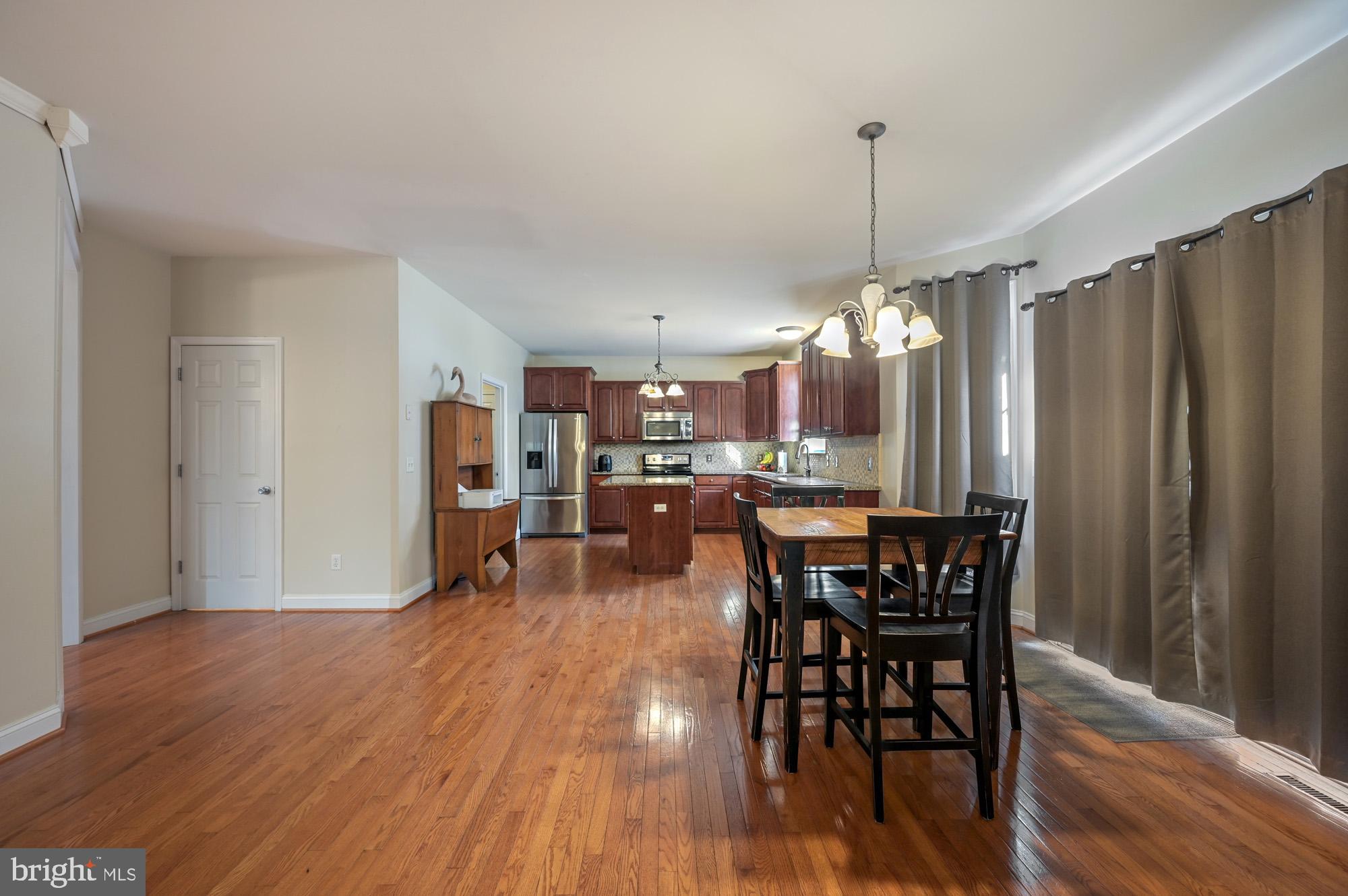 STEELES RIDGE - Residential