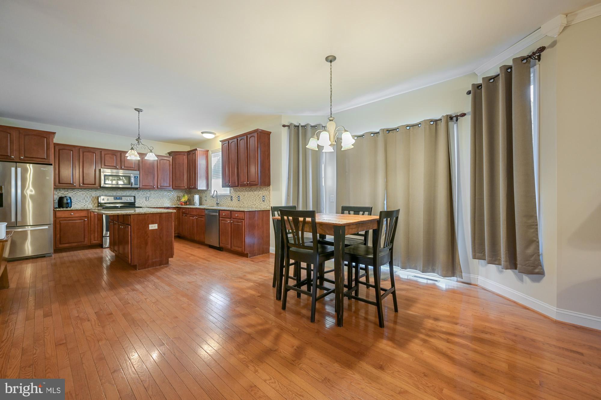 STEELES RIDGE - Residential