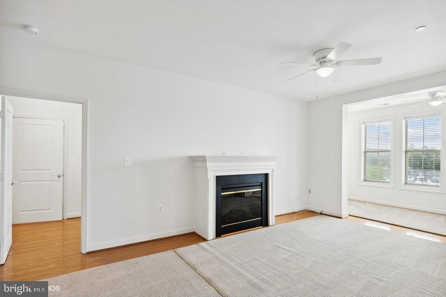 BELMONT BAY - Residential Lease