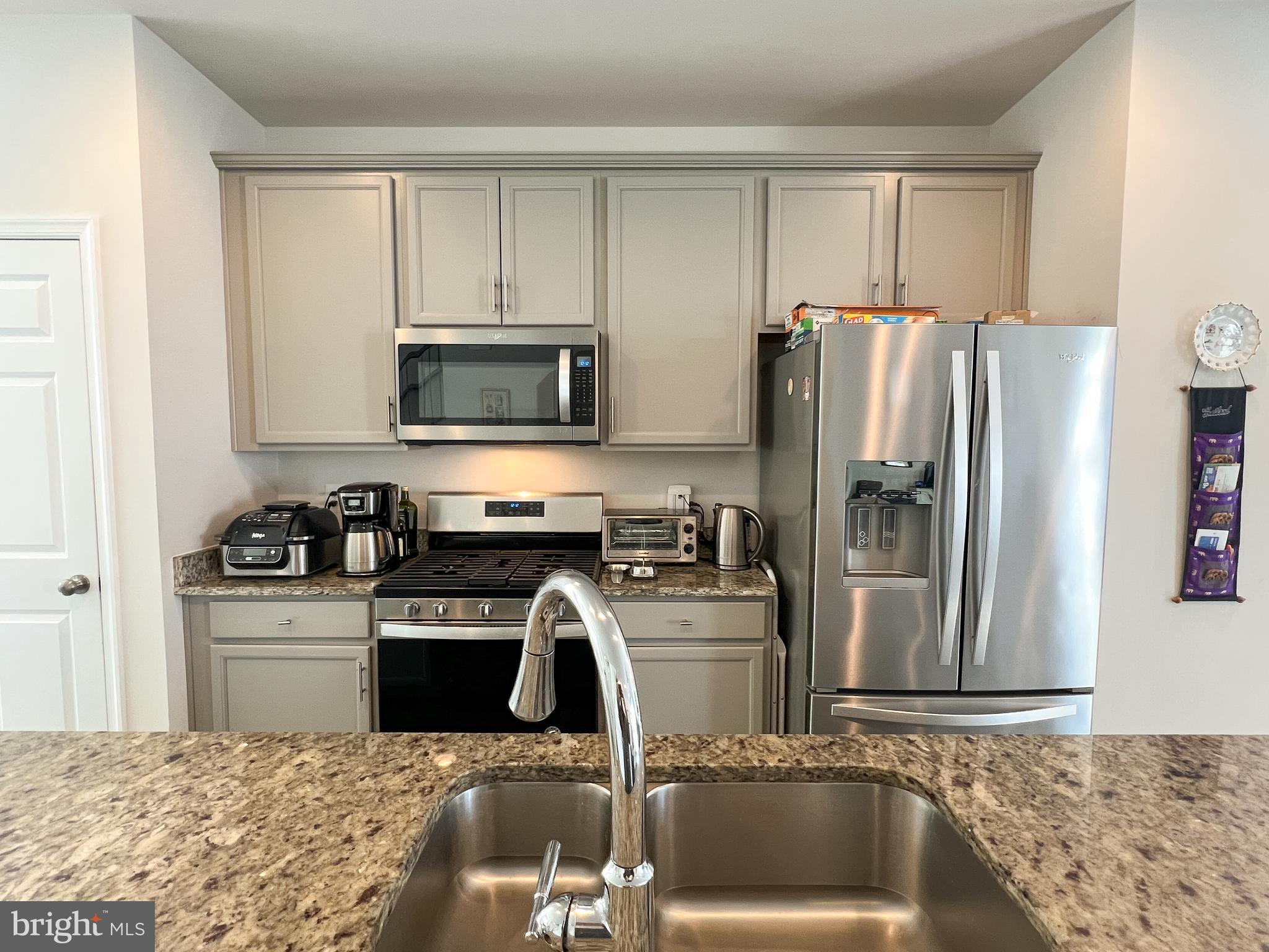 BRADFORD'S LANDING - Residential Lease