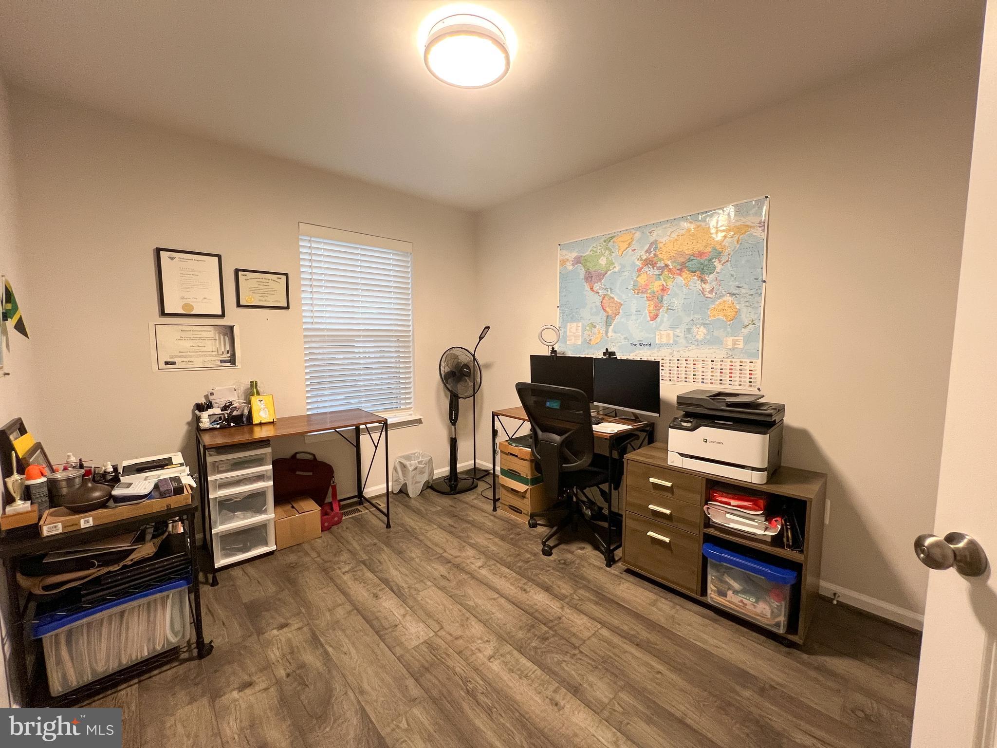 BRADFORD'S LANDING - Residential Lease