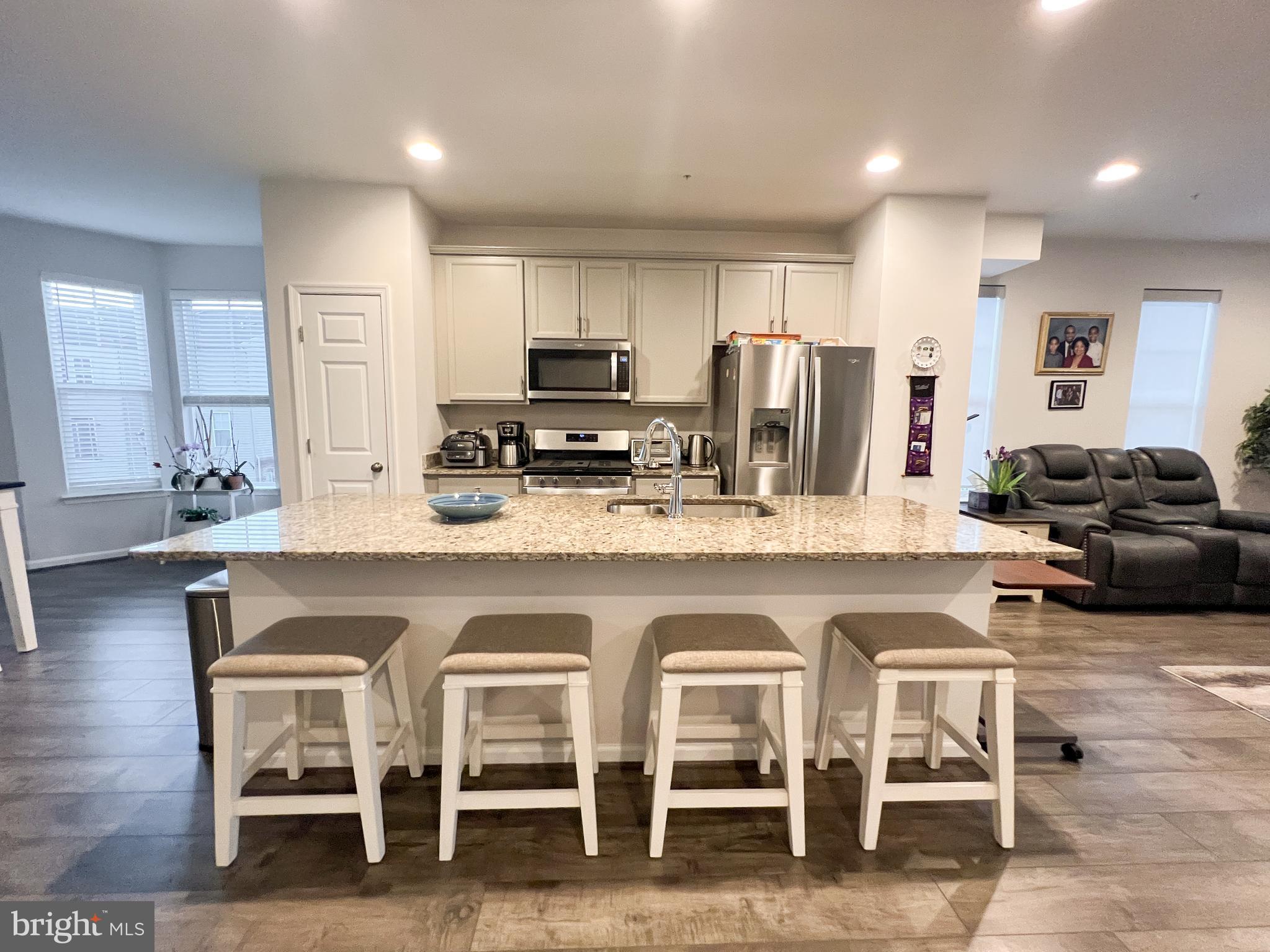 BRADFORD'S LANDING - Residential Lease