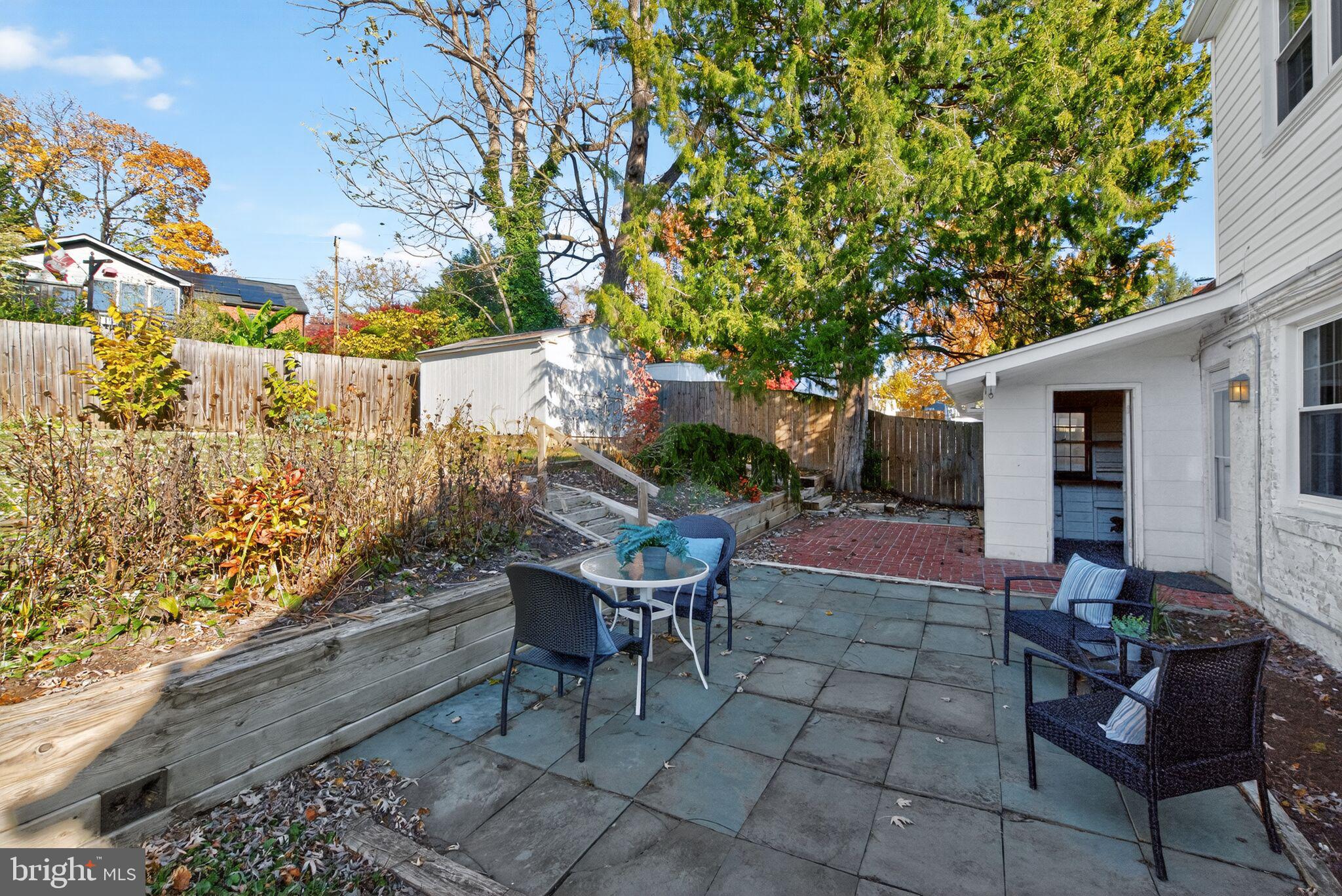 NORTHWOOD VILLAGE - Residential