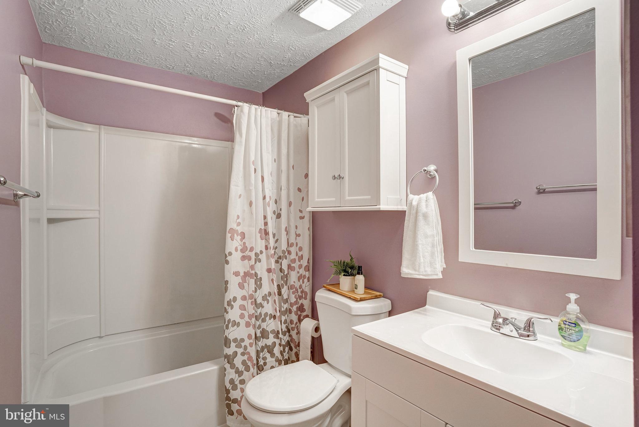 MONTCLAIR ST4 - Residential