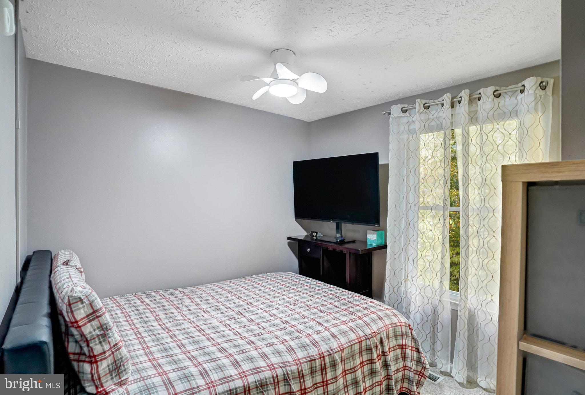 MONTCLAIR ST4 - Residential