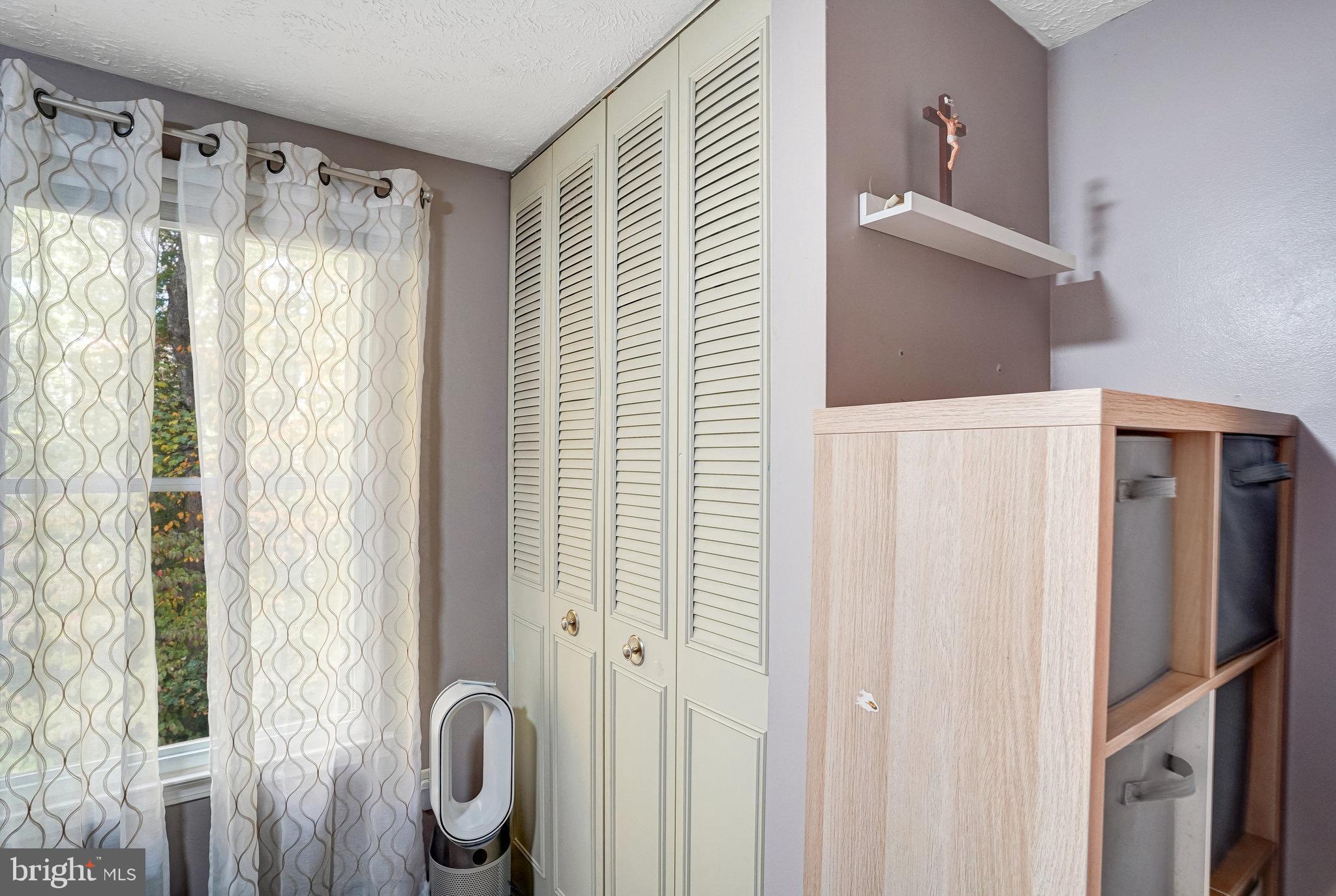 MONTCLAIR ST4 - Residential