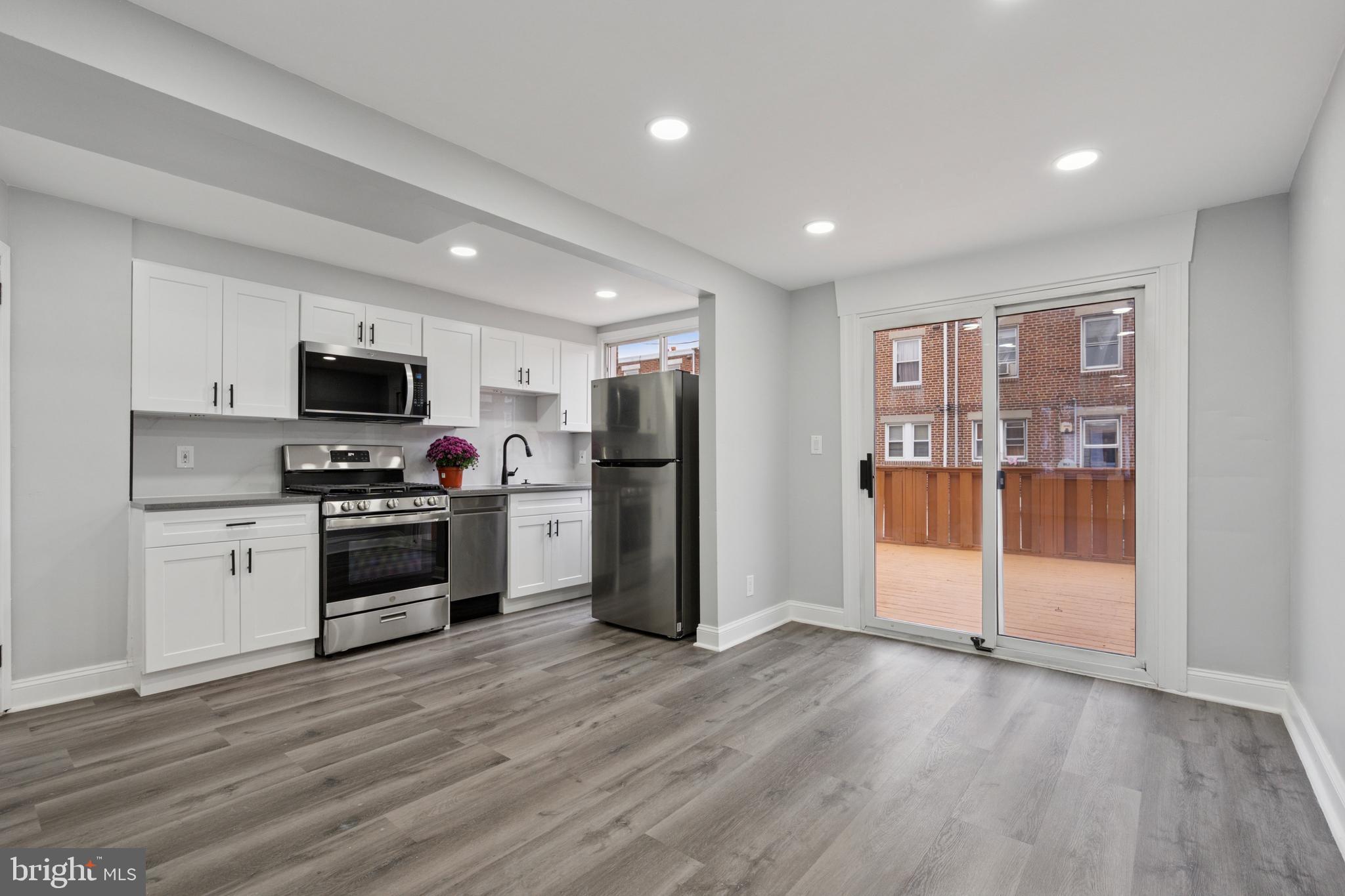 MAYFAIR - Residential