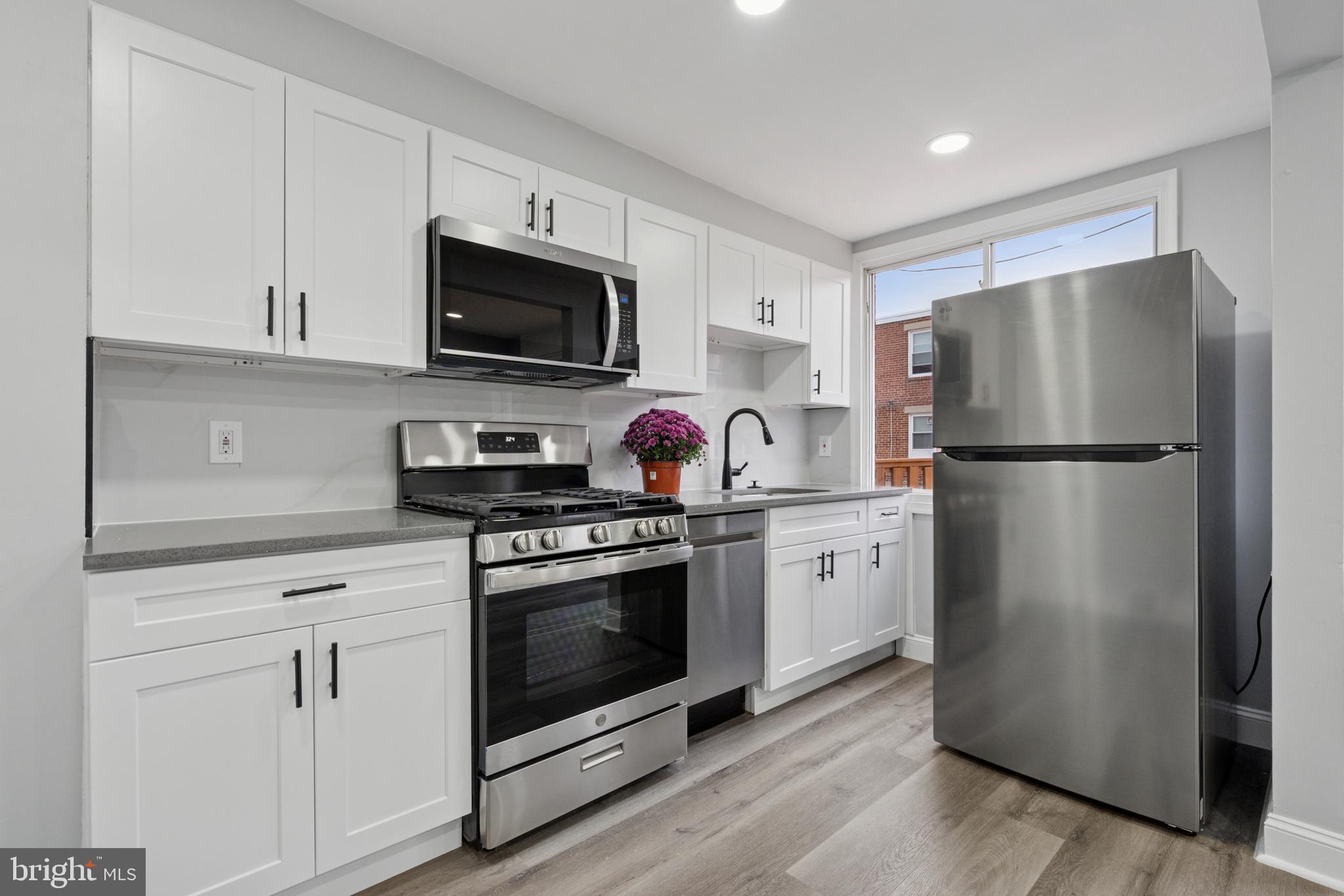 MAYFAIR - Residential