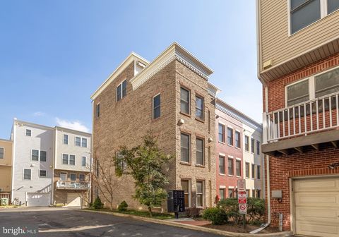 920 4TH STREET SE WASHINGTON DC 20003