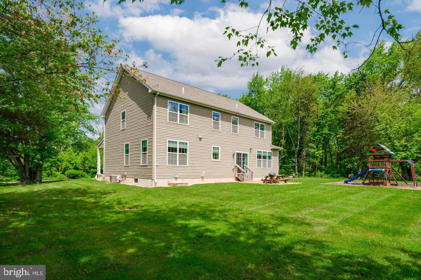 31 VERNON COURT
