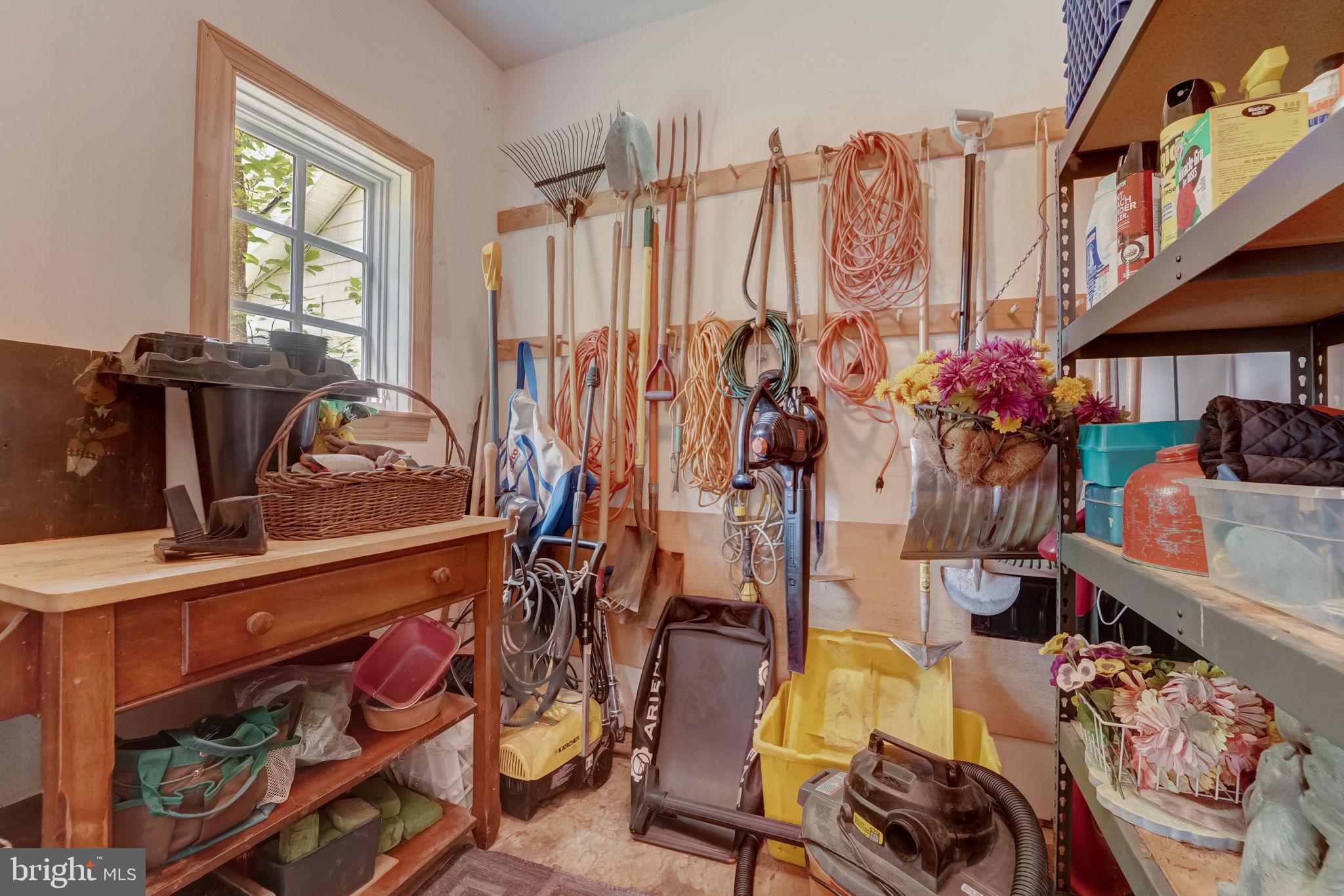 OLDE SEVERNA PARK - Residential