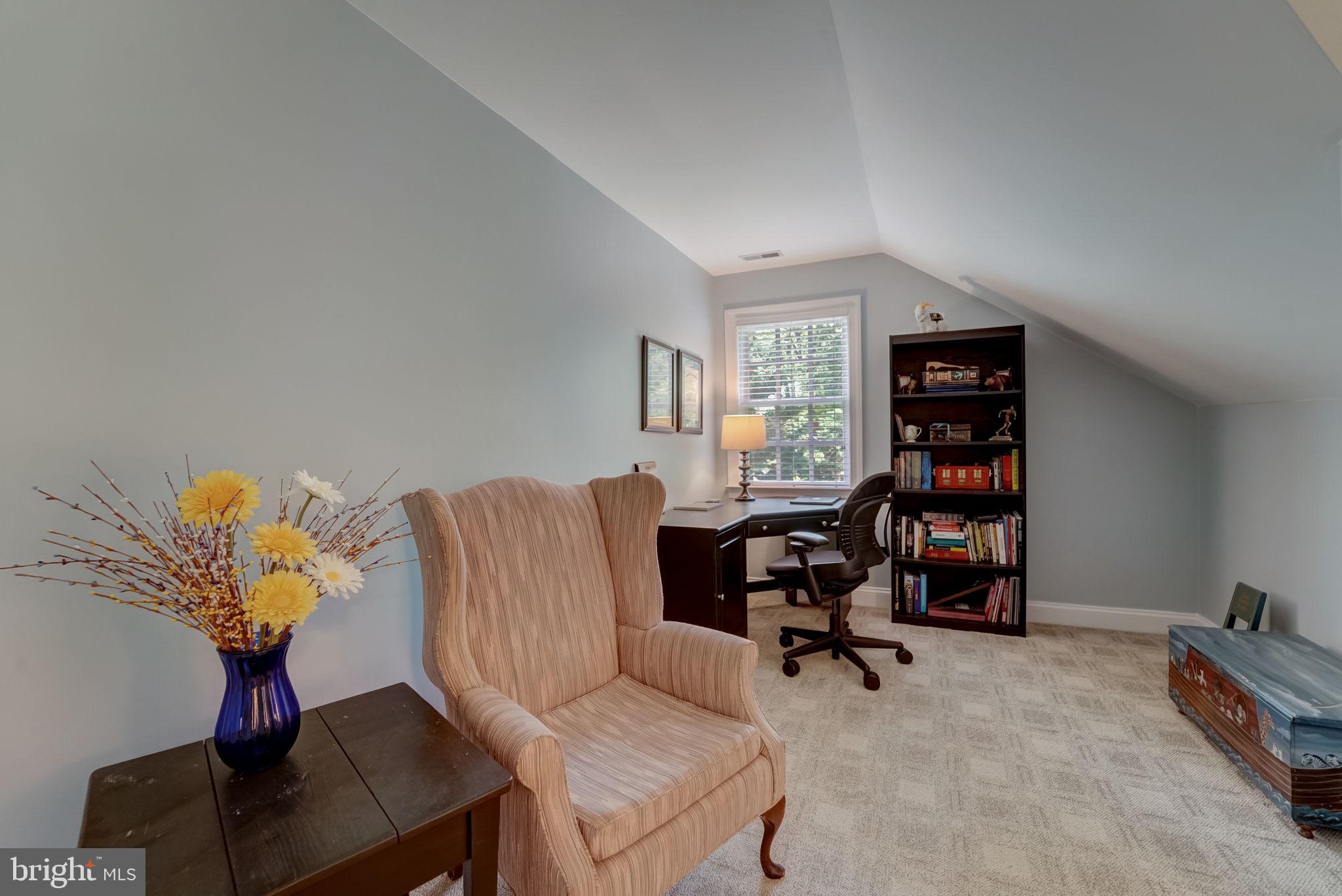 OLDE SEVERNA PARK - Residential