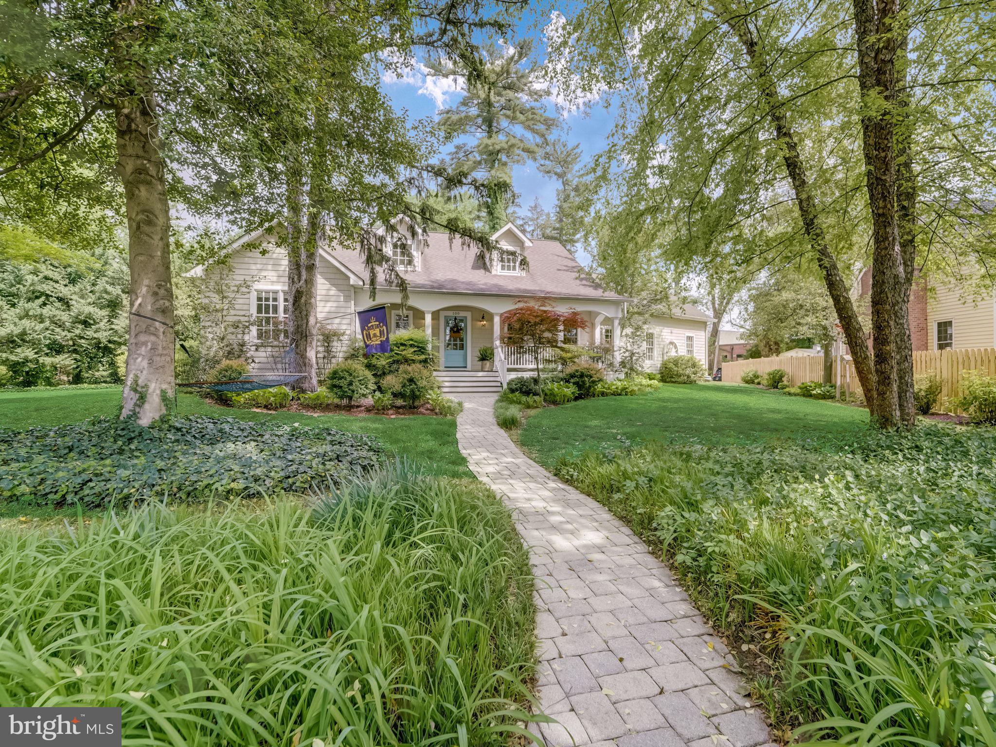 OLDE SEVERNA PARK - Residential