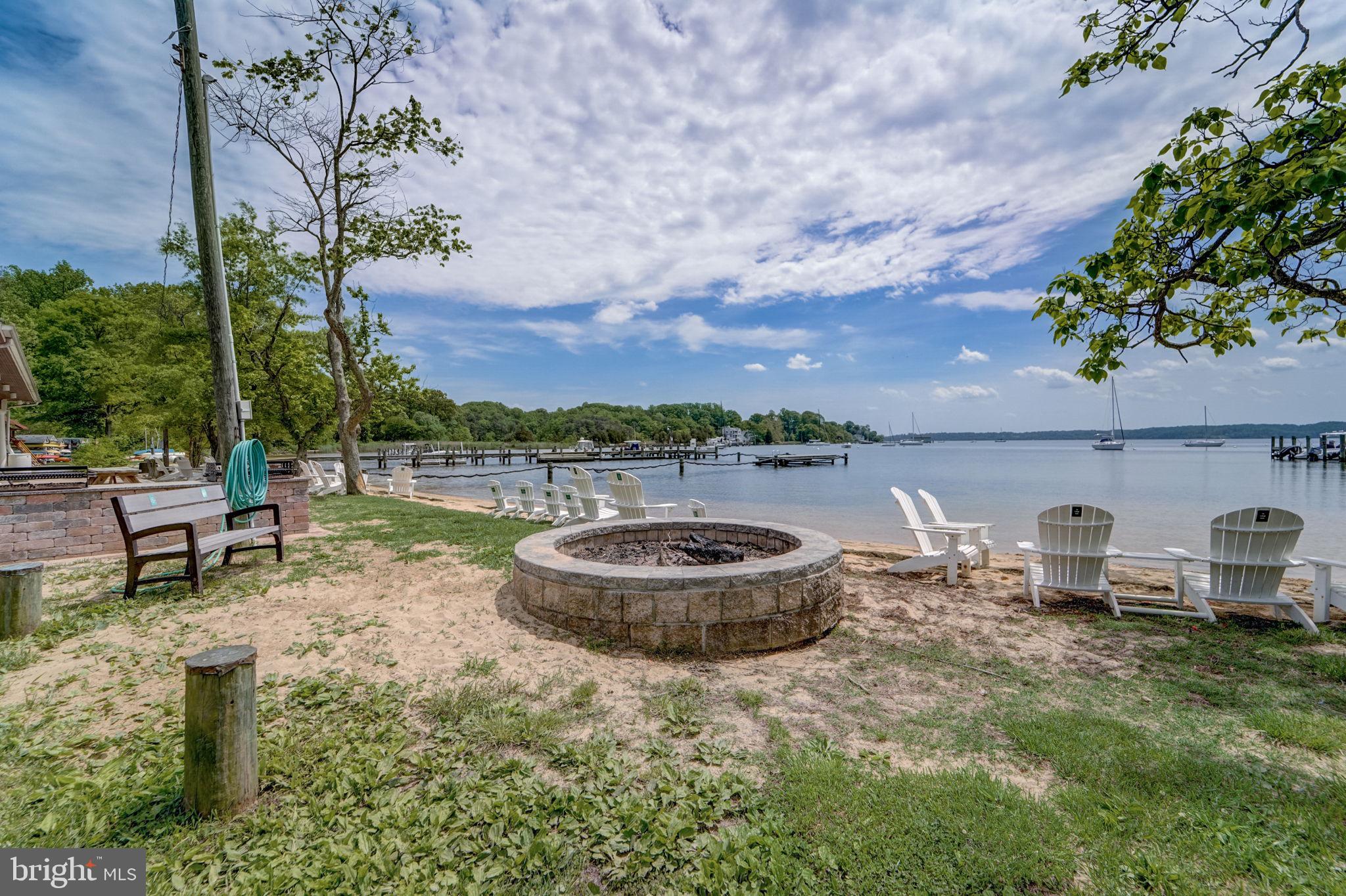 OLDE SEVERNA PARK - Residential