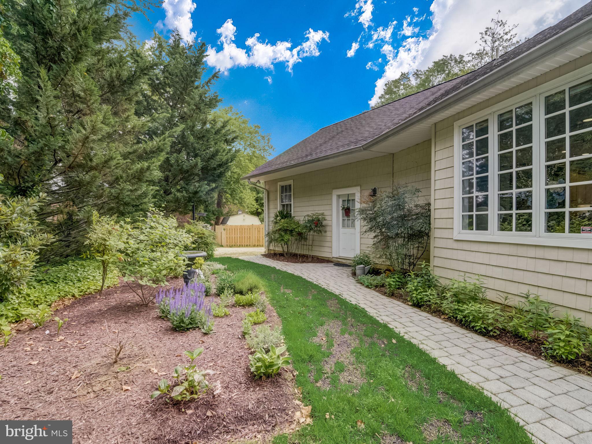 OLDE SEVERNA PARK - Residential